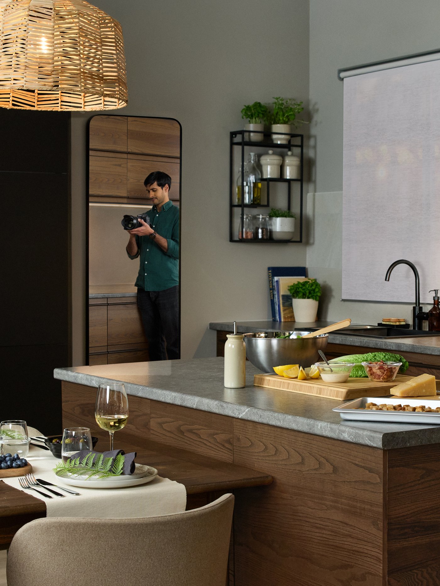 a photo of a kitchen