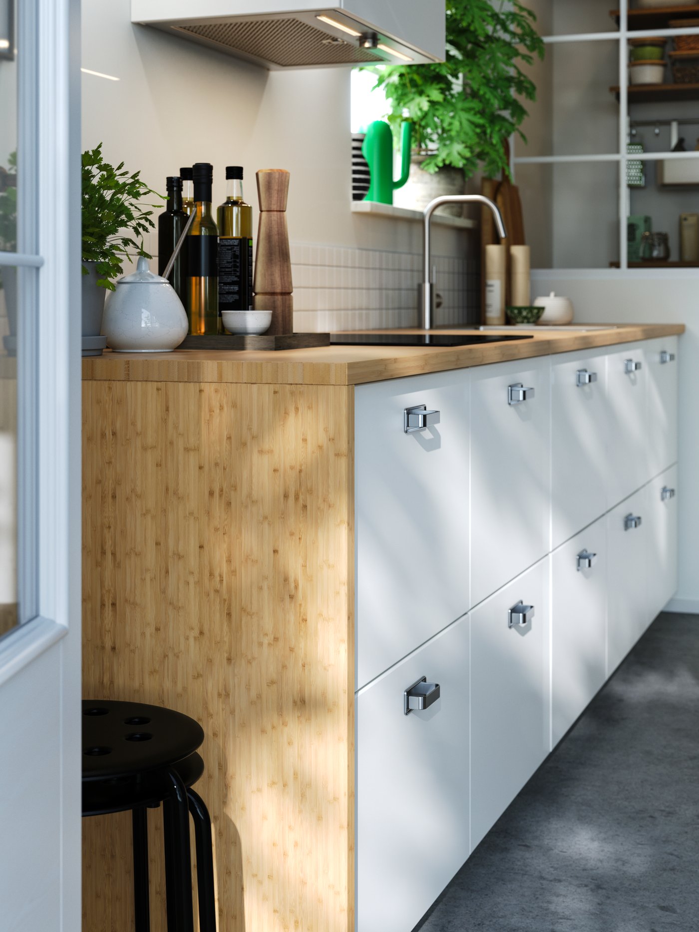 A bamboo/veneer HOLMARED worktop in the kitchen