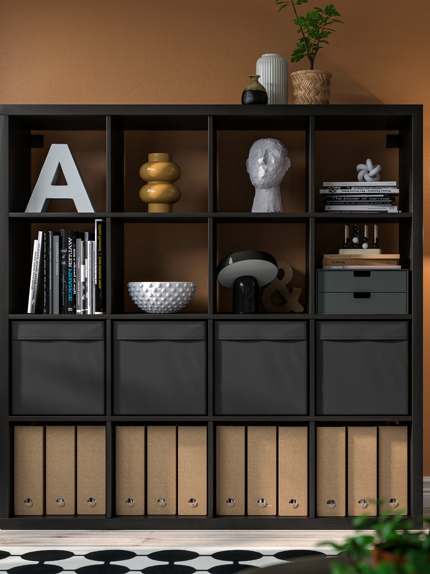 黒のKALLAXシェルフ