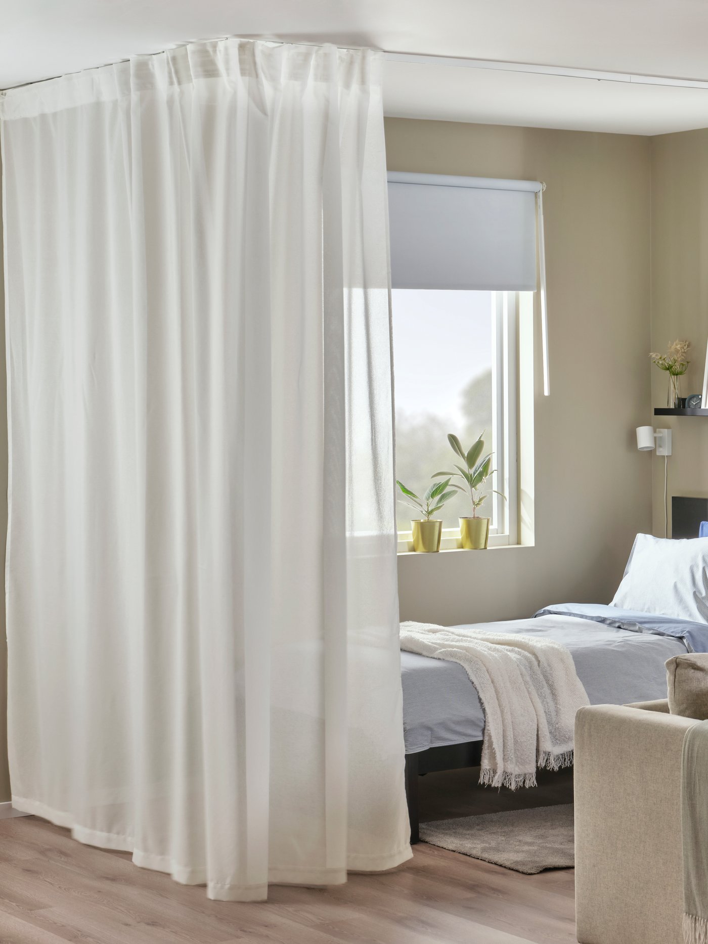 Rideau transparent ROSENROBINIA blanc/avec bande de renfort, 1 pièce