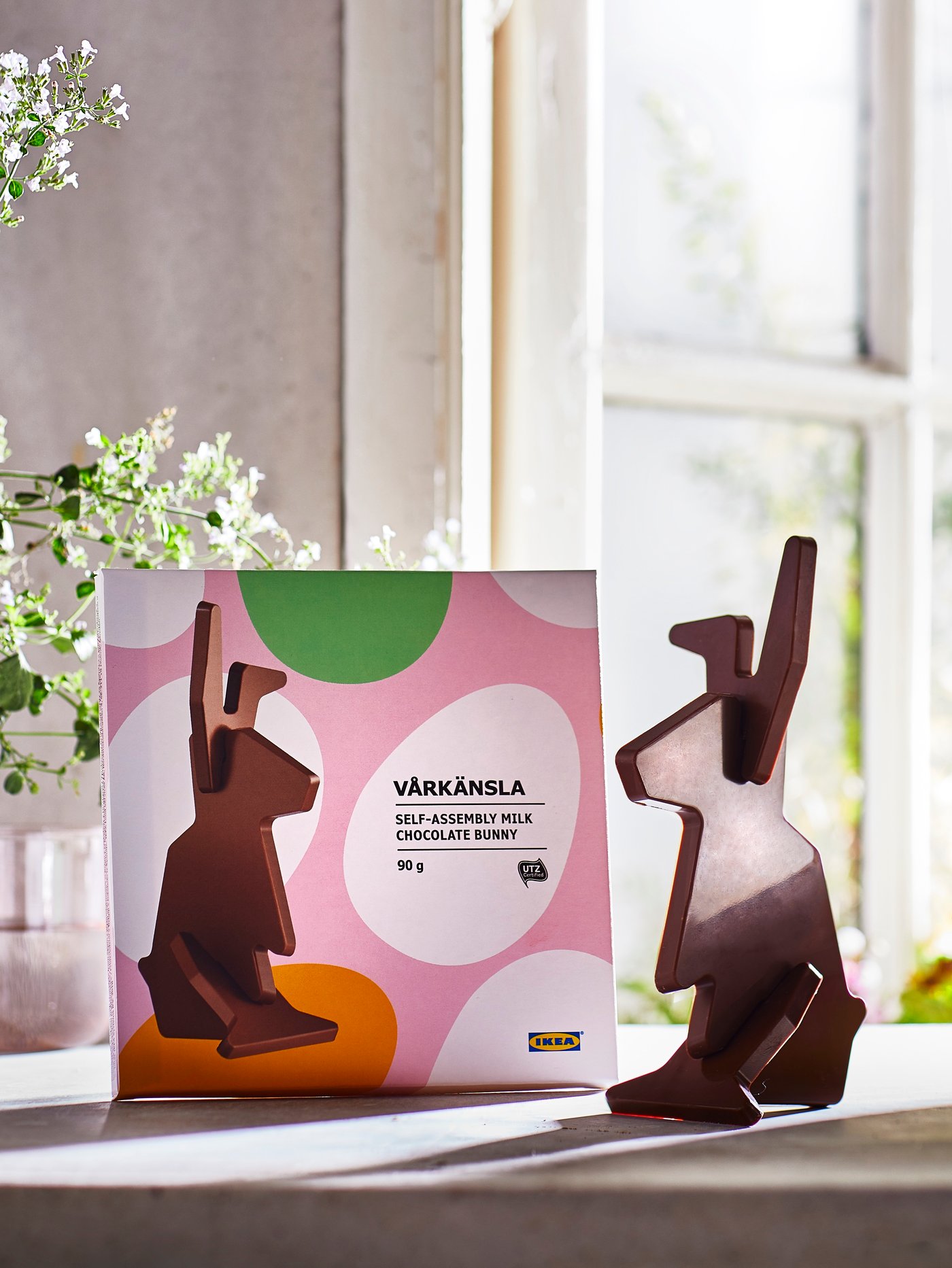 En Rainforest Alliance Certifierad VÅRKÄNSLA mjölkchokladkanin