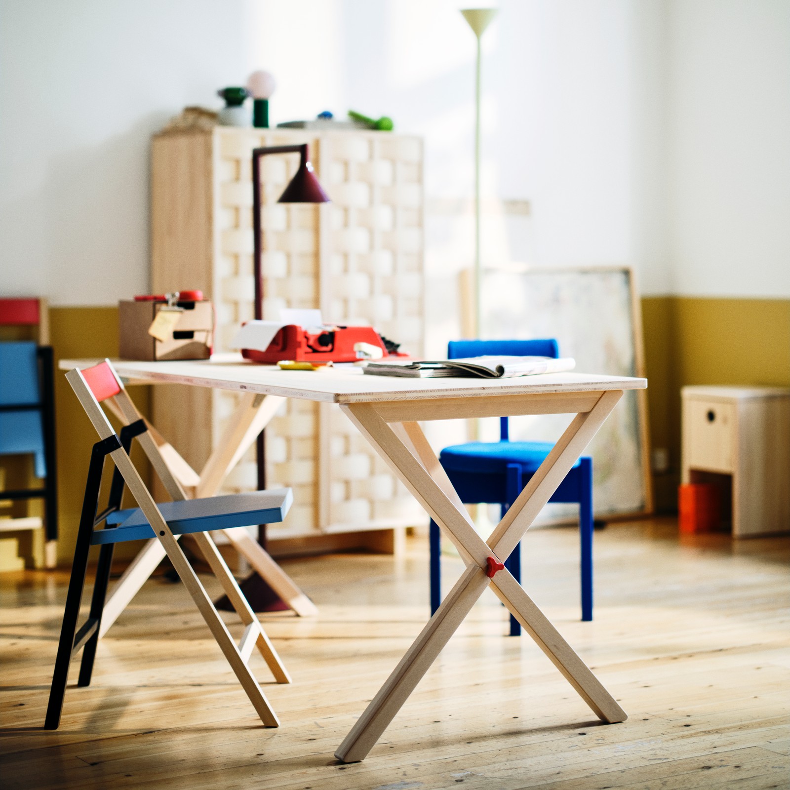 PE1008466.jpg?f=sg