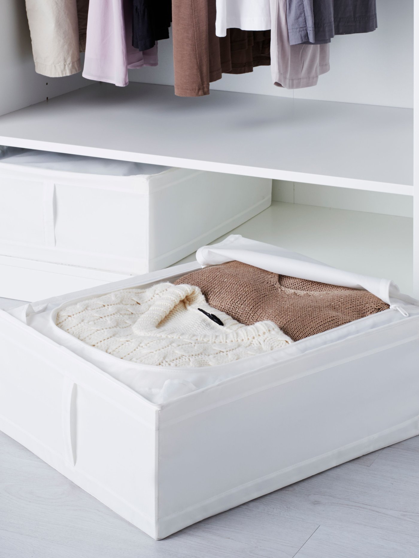 A white SKUBB storage case
