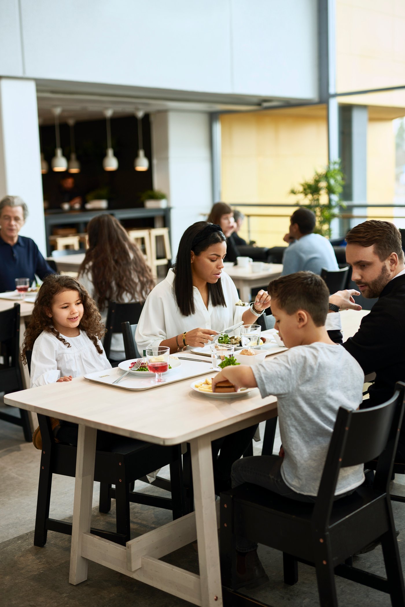 المطعم السويدي