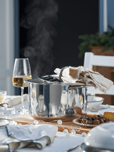 BJÖRKSTA ビョルクスタ アート, 森の中の空き地の鹿, 140x56 cm