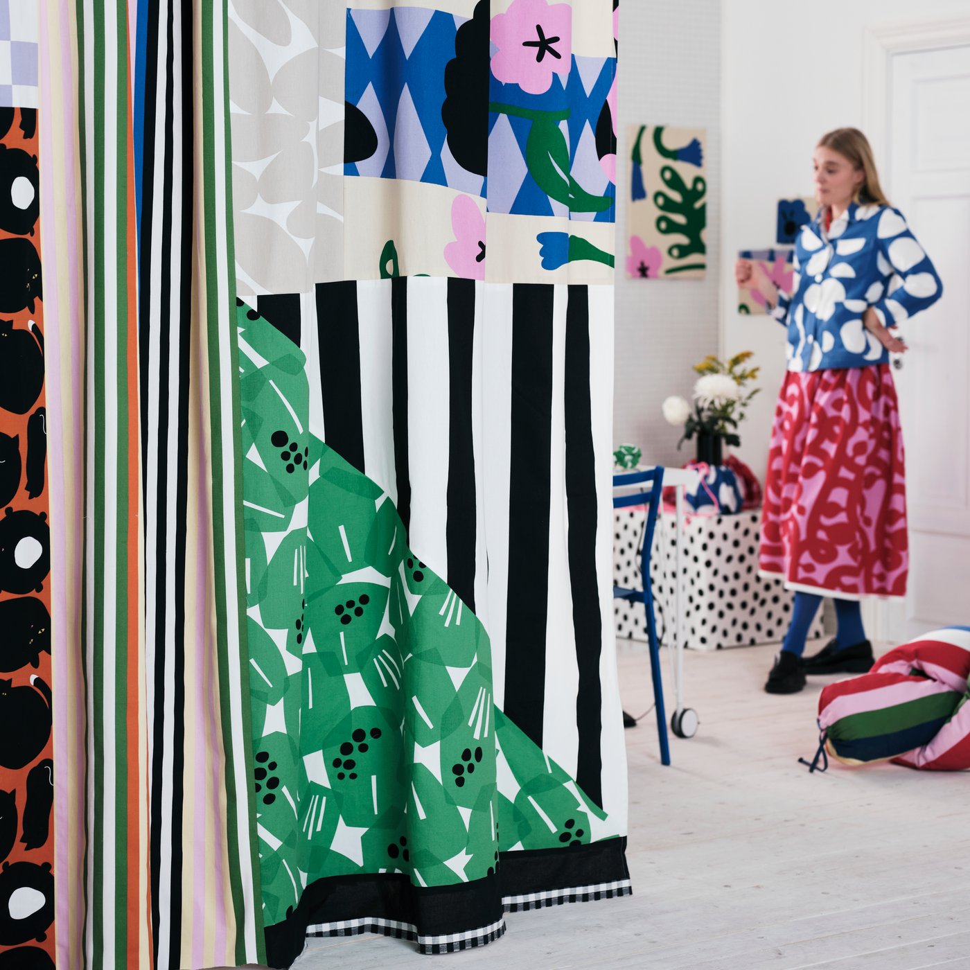 A multicolour TAGGKÖRVEL pre-cut fabric