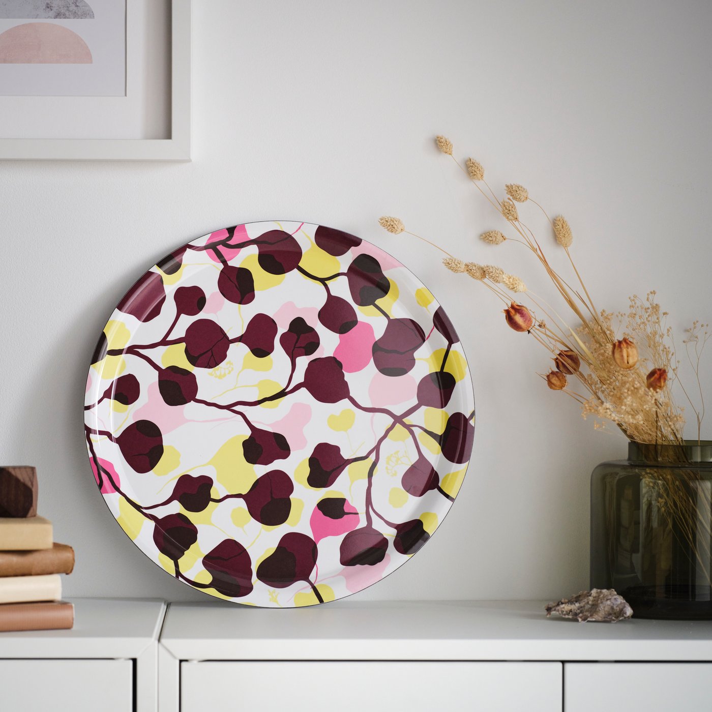 A VÄDERFISK tray in the kitchen.
