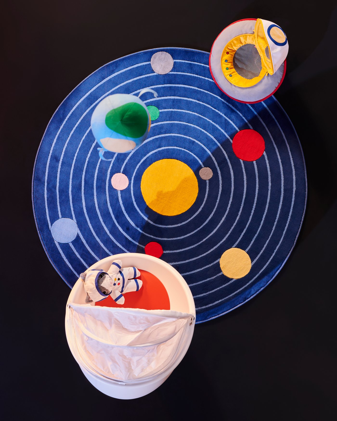 Tapis galaxie avec planètes et couleurs pour une chambre d'enfant !