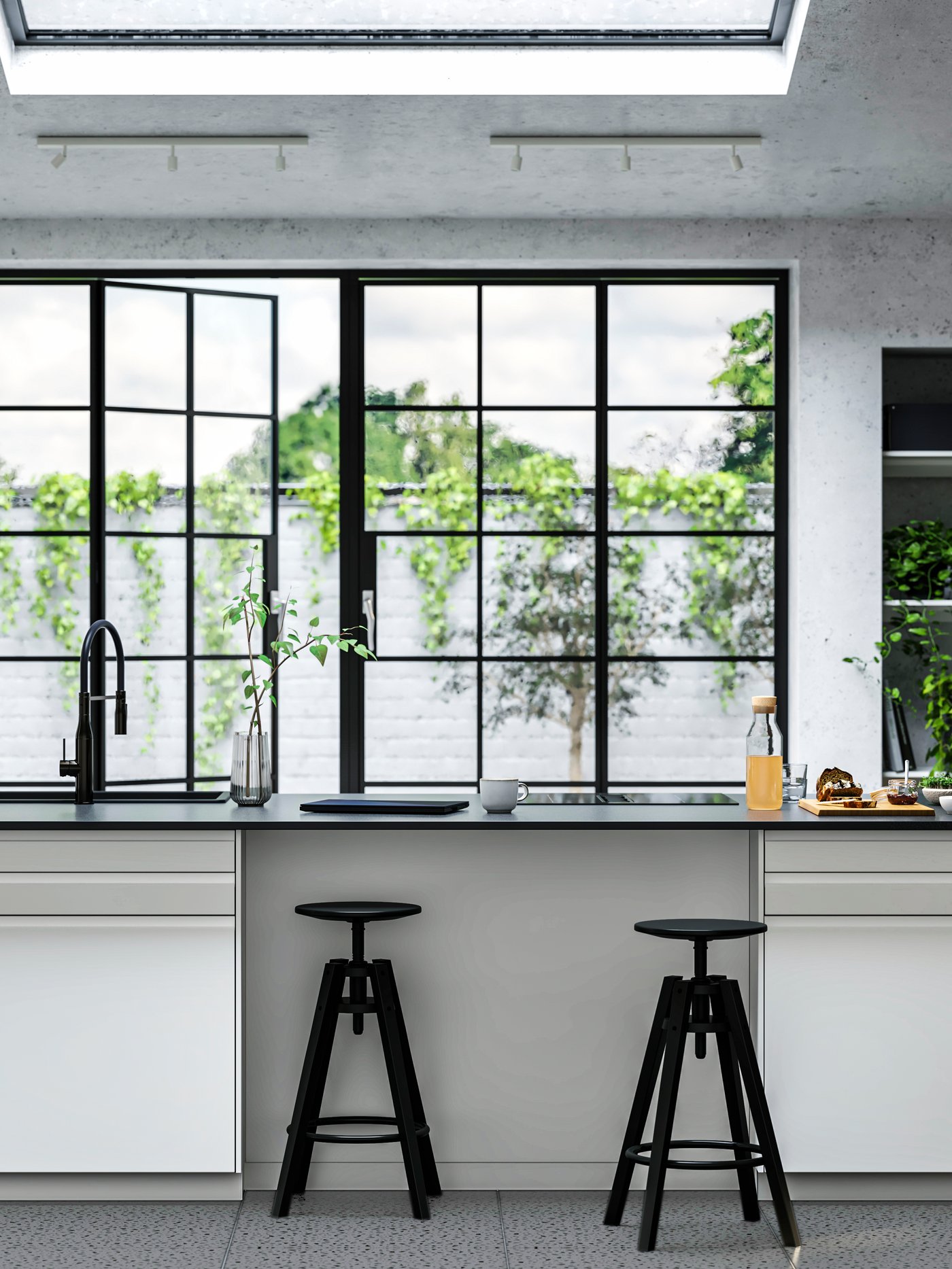 A matt white VOXTORP door