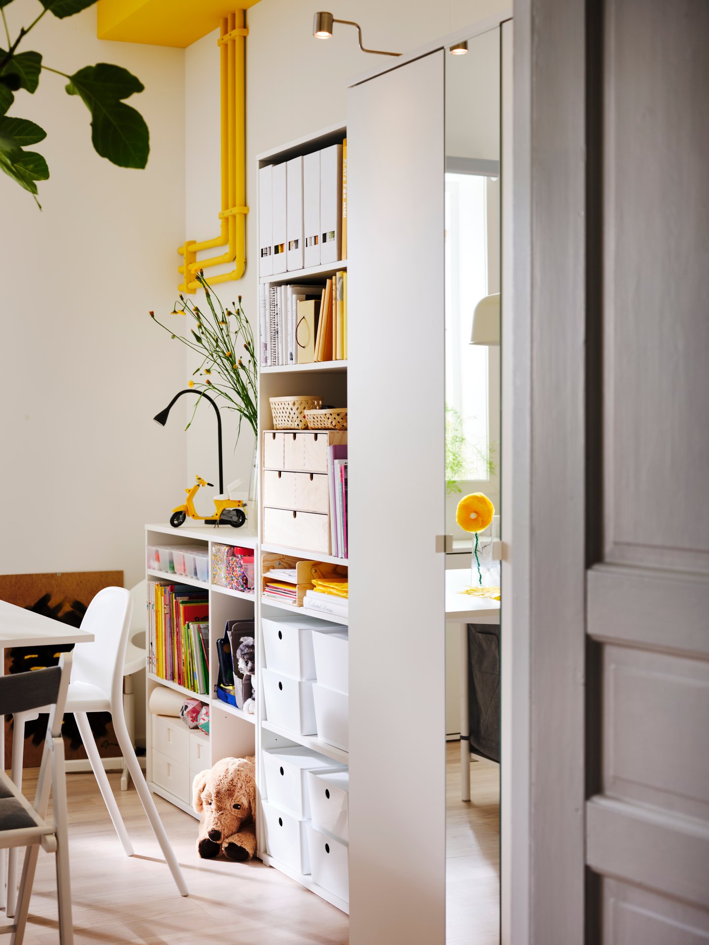 イケアの本棚・収納 イーヴァル ロールスクリーンセット