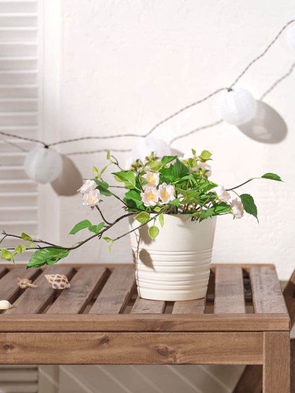 An in/outdoor/Rose light pink FEJKA artificial potted plant