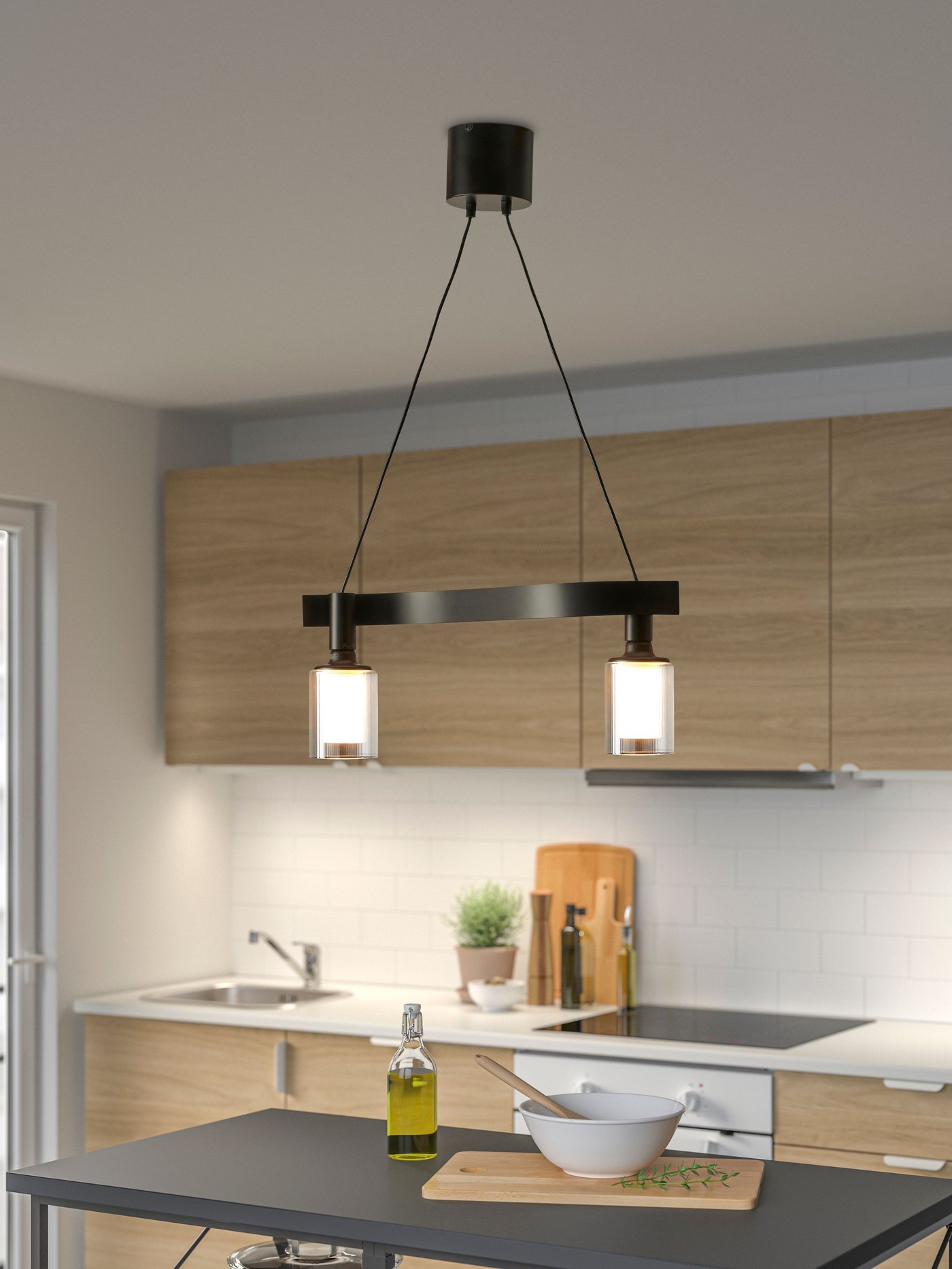 A wave shaped/black ACKJA pendant lamp