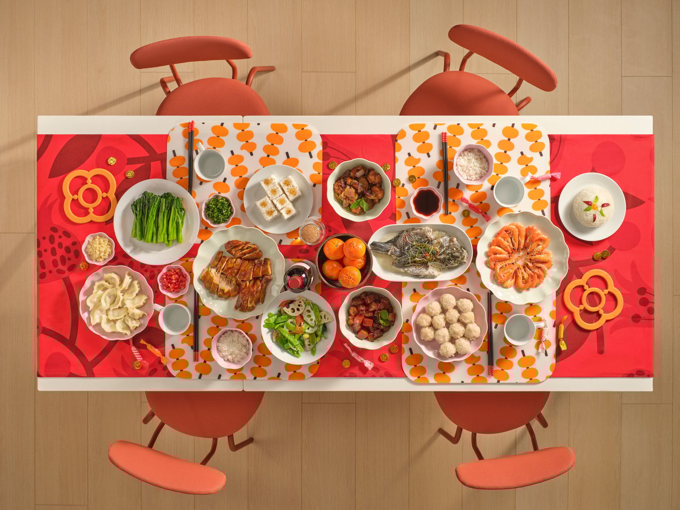 A red FÖSSTA tablecloth