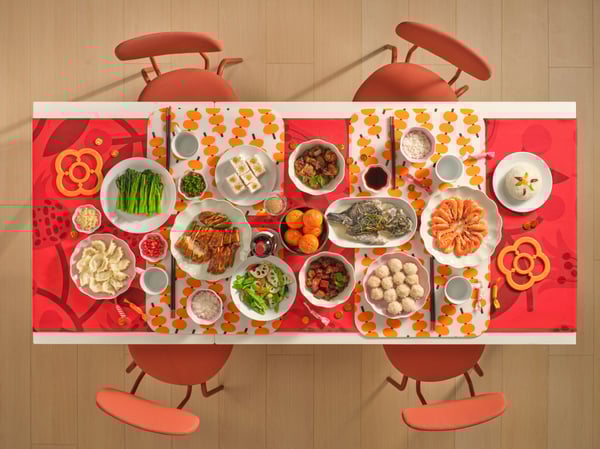 A red/candied hawthorn FÖSSTA place mat