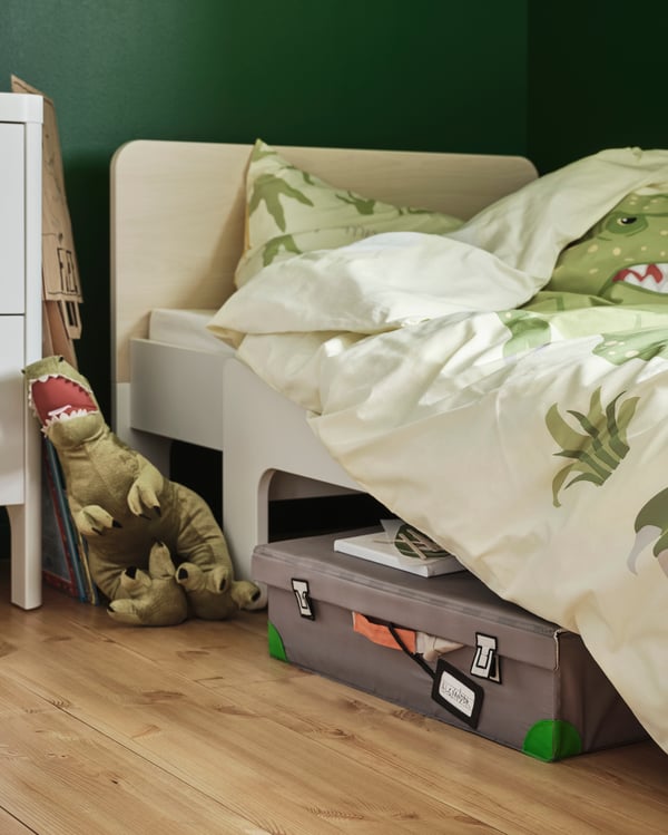 A dinosaur/Tyrannosaurus Rex JÄTTELIK soft toy