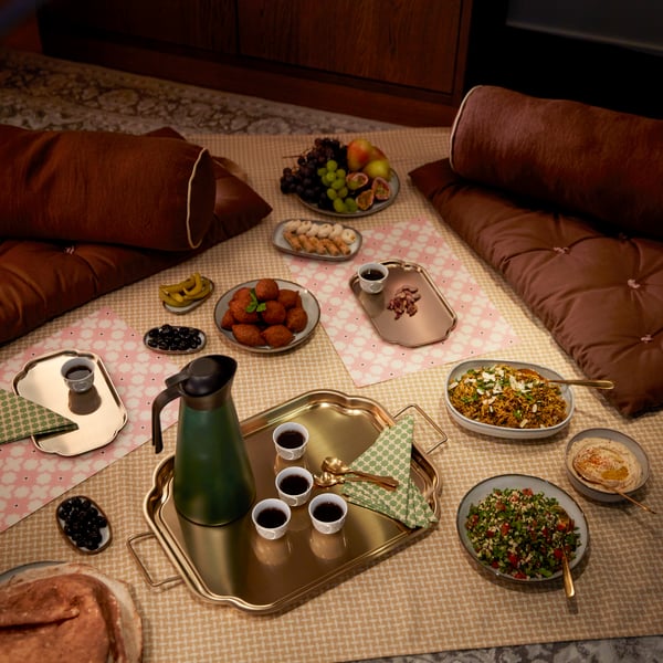 A grey GLADELIG plate featuring GOKVALLA collection during Ramadan and Hari Raya