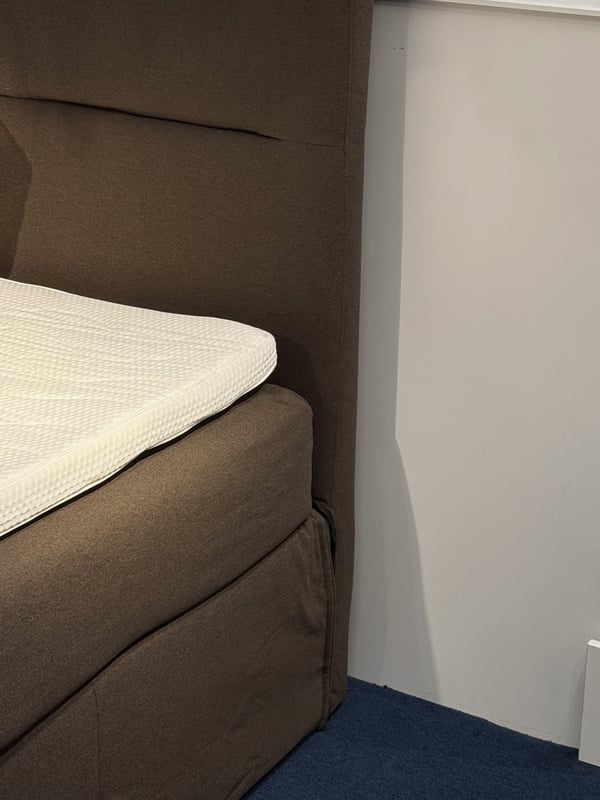 A Valevåg medium firm/Nisseholm Tonerud dark grey-brown HEMFJÄLLET divan bed with storage