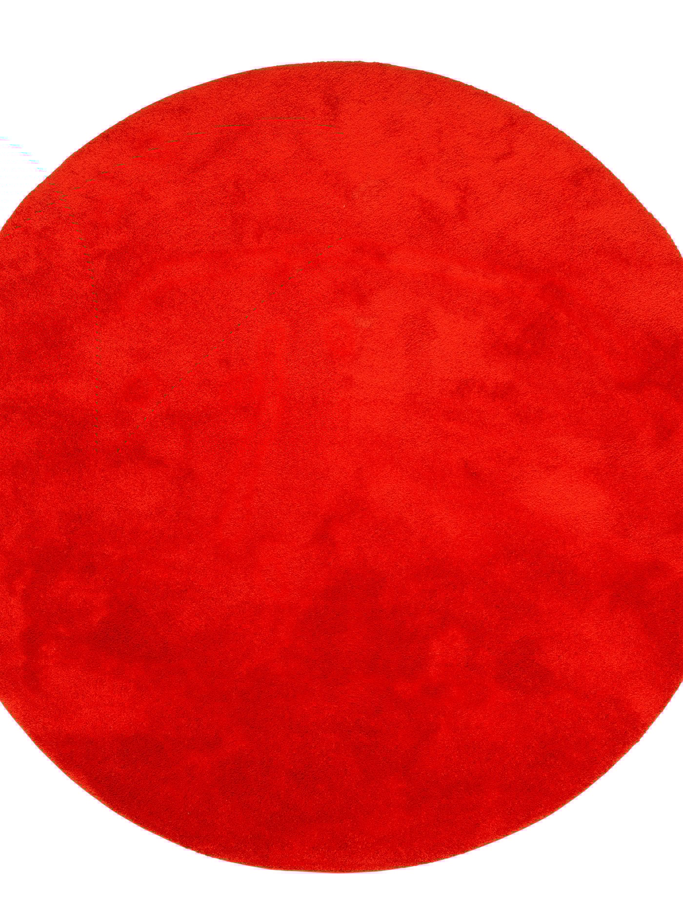 A red STOENSE rug, low pile
