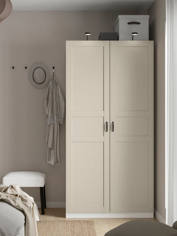 A white LAVHED skirting-board