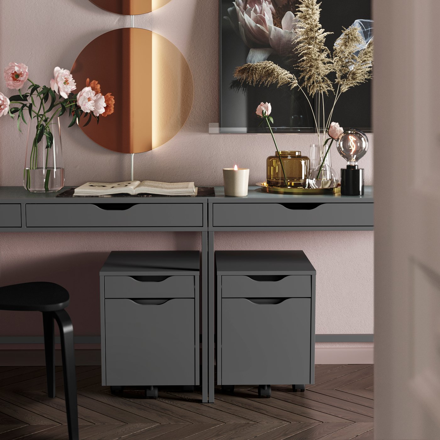 Un bloc-tiroirs ALEX gris foncé/noir sur roulettes