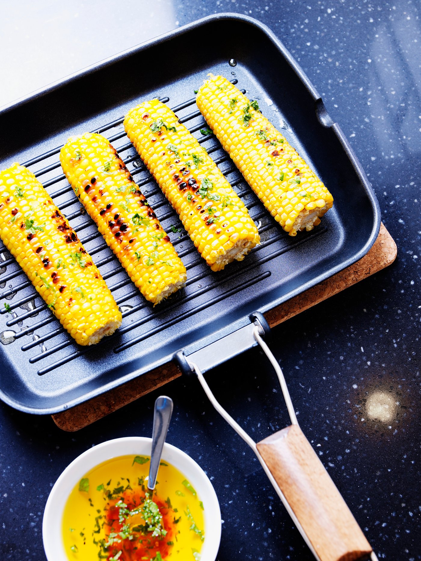 A non-stick coating GRILLA grill pan