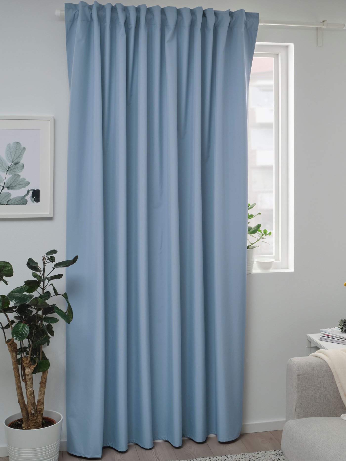 Cortina opaca BENGTA de color blau