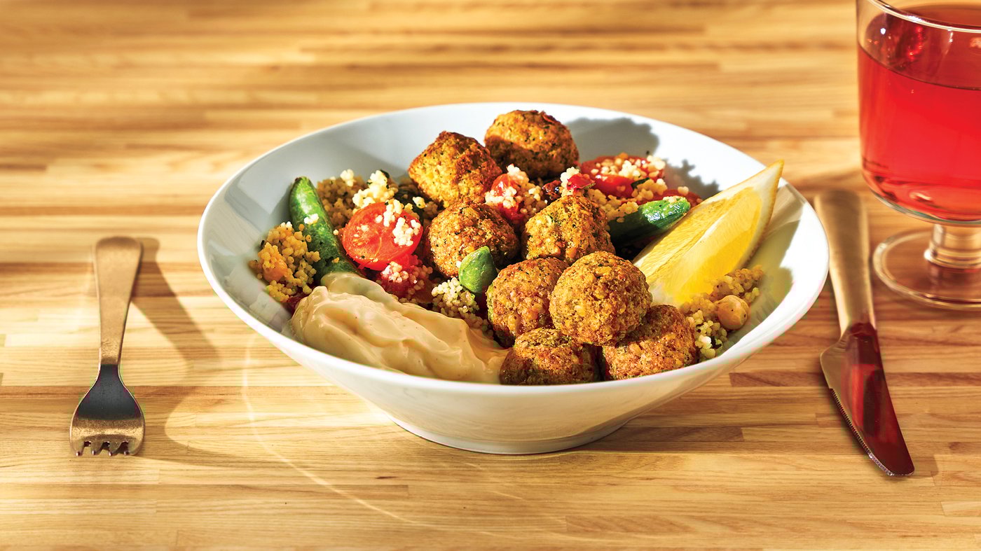 Falafel with side dish