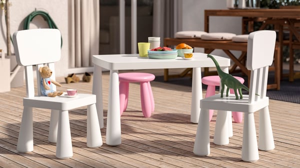 An in/outdoor white MAMMUT children's table