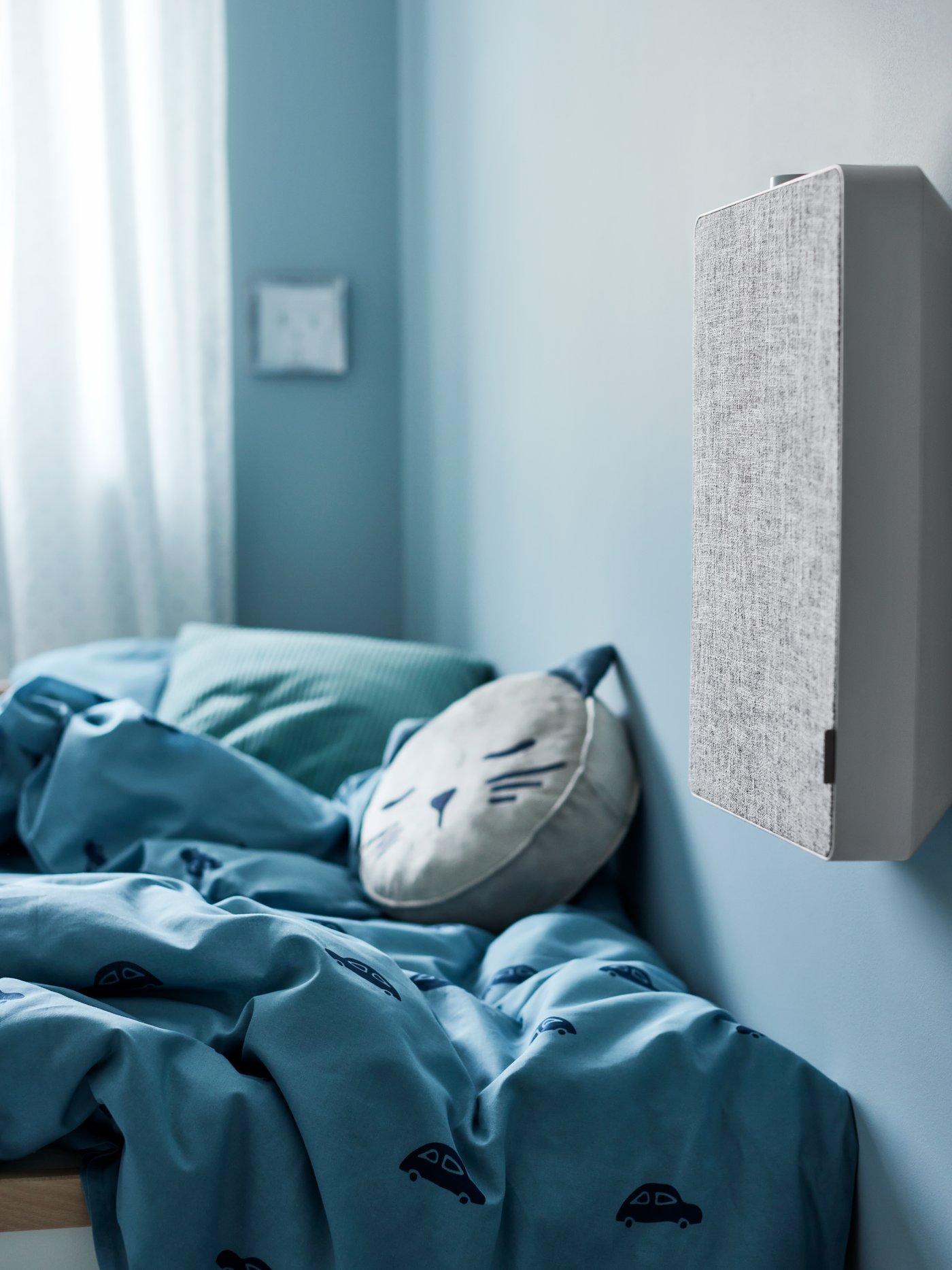 A white FÖRNUFTIG air purifier in the childrens room