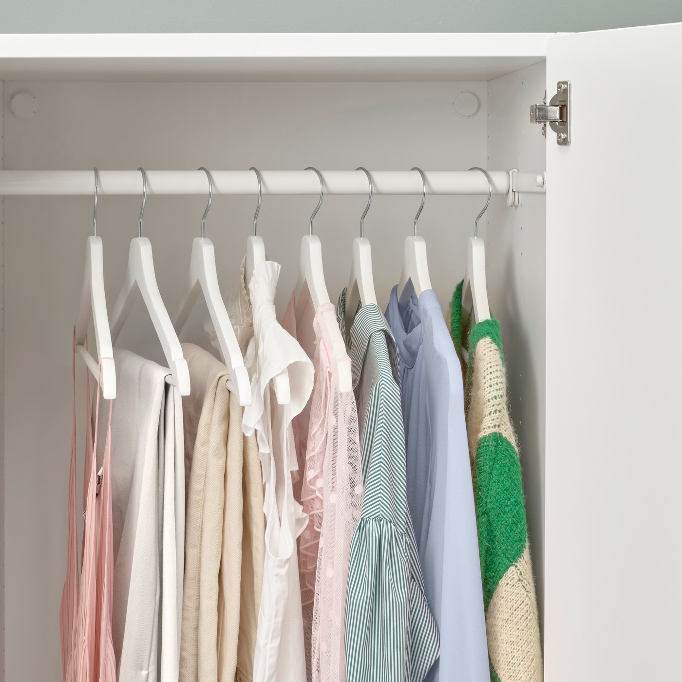 A white BUMERANG hanger