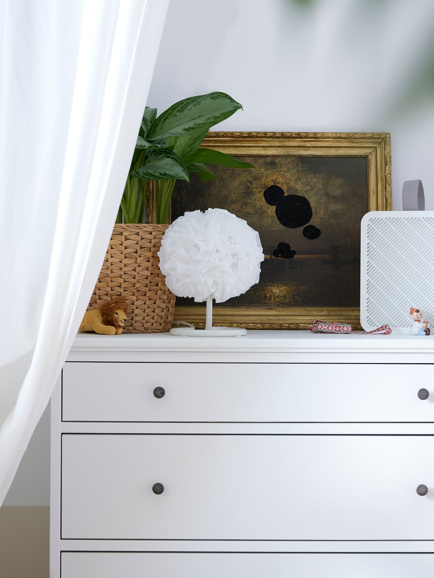 An UPPÅTVIND air purifier