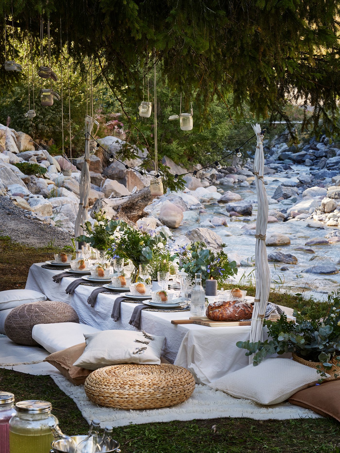 En romantisk bröllopsmiddag i bohemisk stil.