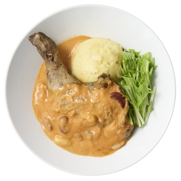 チキンレッグのコンフィ トマトクリームソース