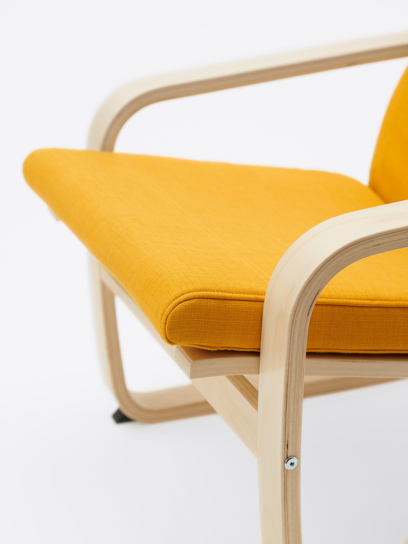 A birch veneer/Skiftebo yellow POÄNG armchair