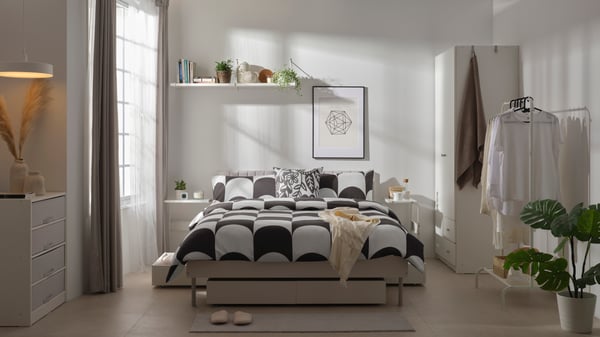 A white/Vissle beige KLEPPSTAD bed frame