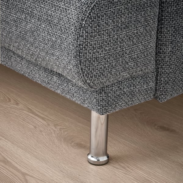 Närbild på metallbenen på en LÅNGARYD soffa. 