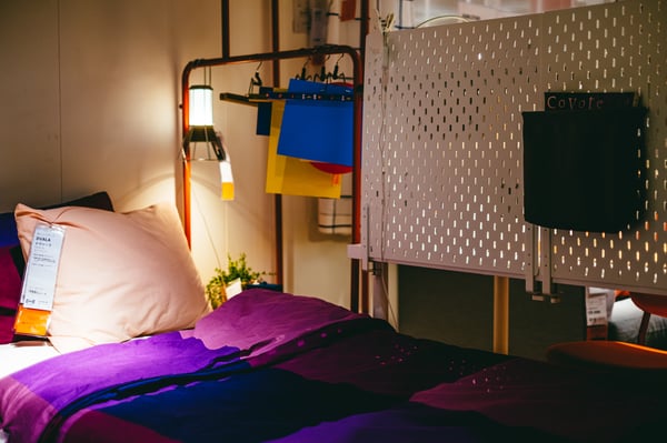 single bed room