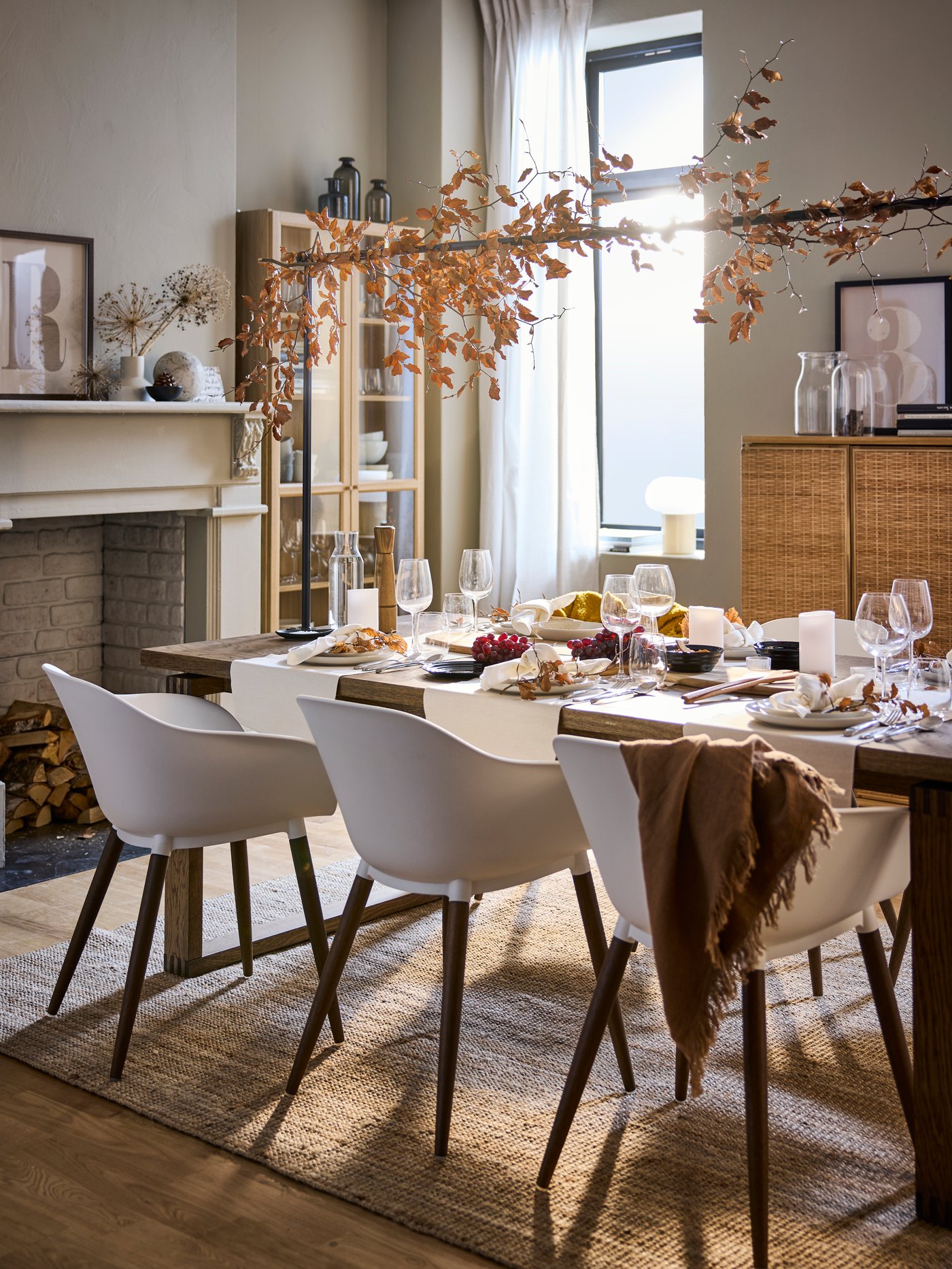 Table décorée aux alures de l'automne.
