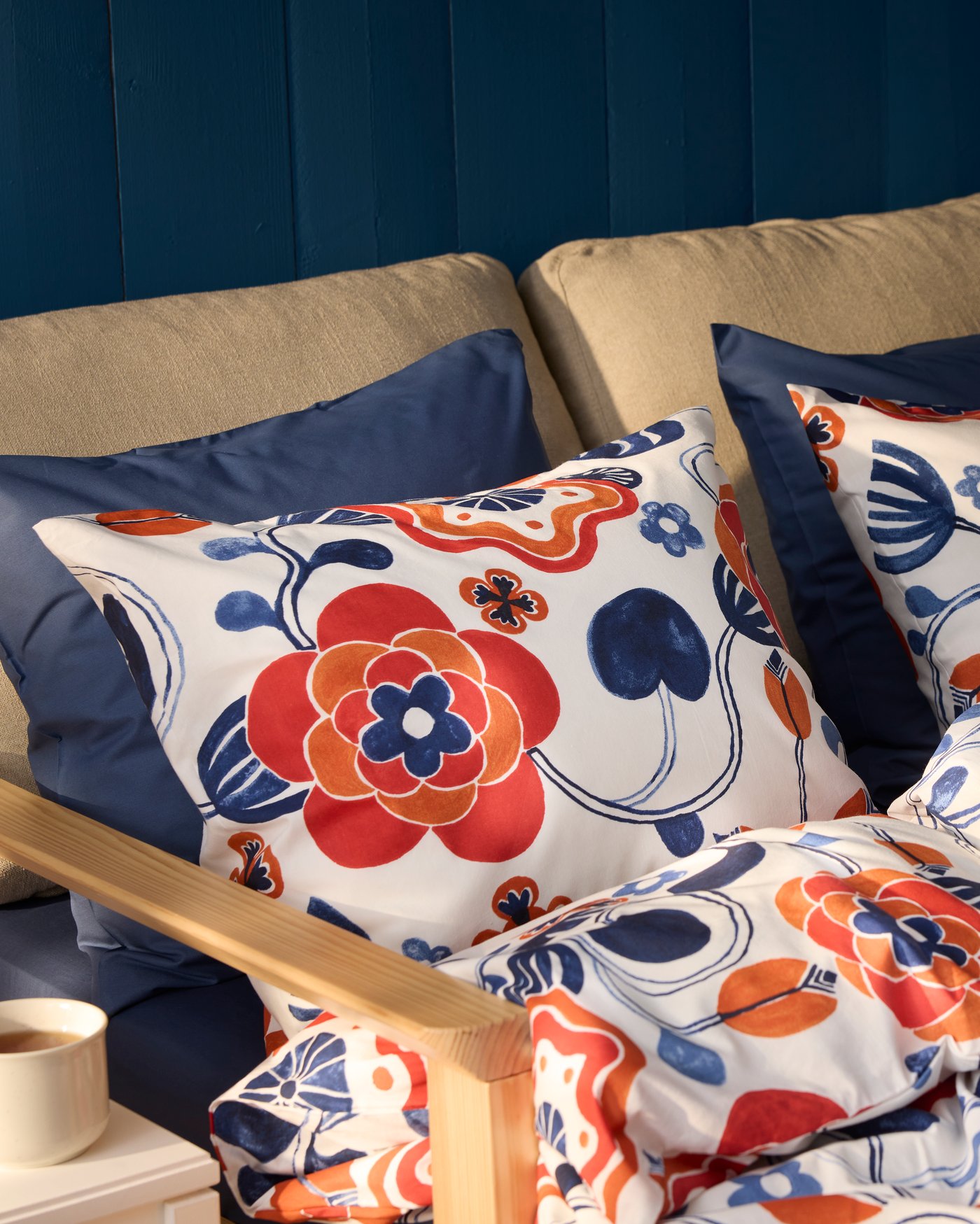 A dark blue ULLVIDE pillowcase