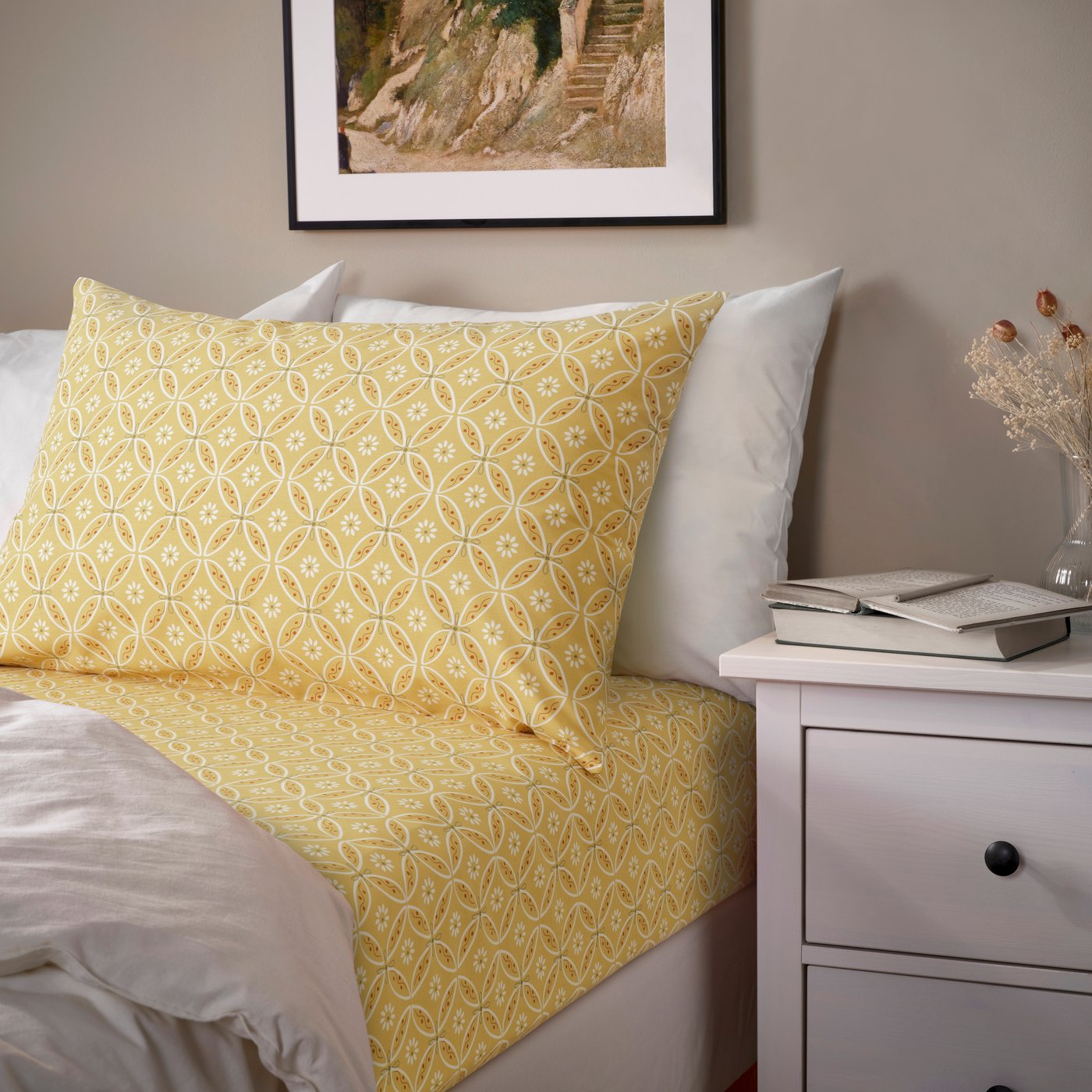 An yellow/multicolour HAMNSENAP flat sheet and 2 pillowcase
