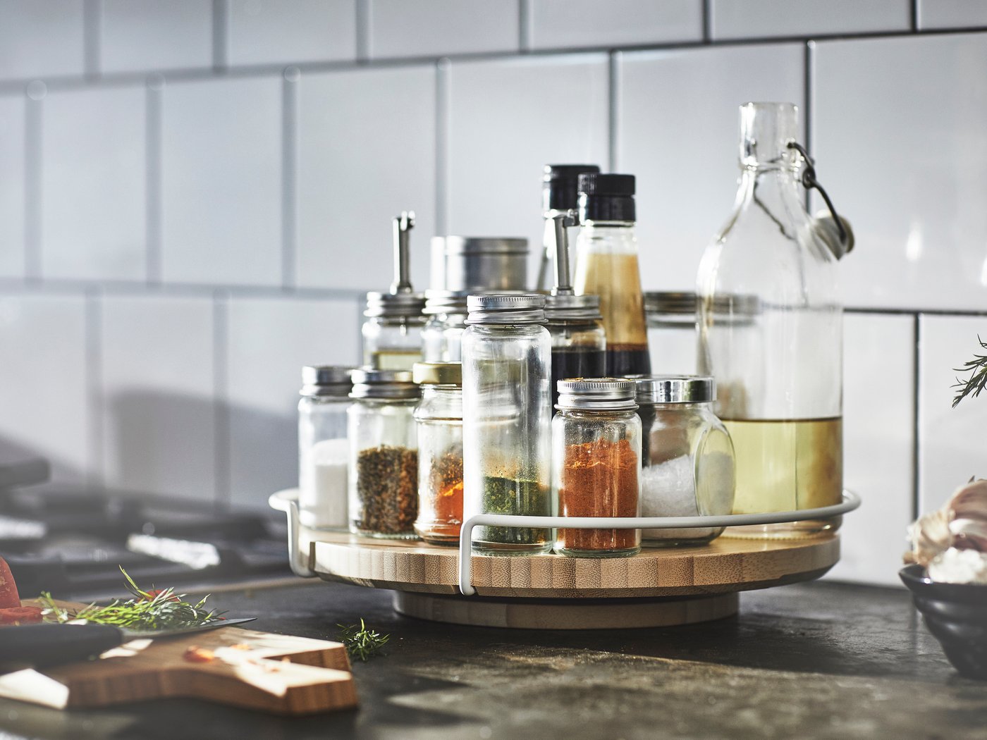 An organizer bamboo APTITLIG lazy Susan