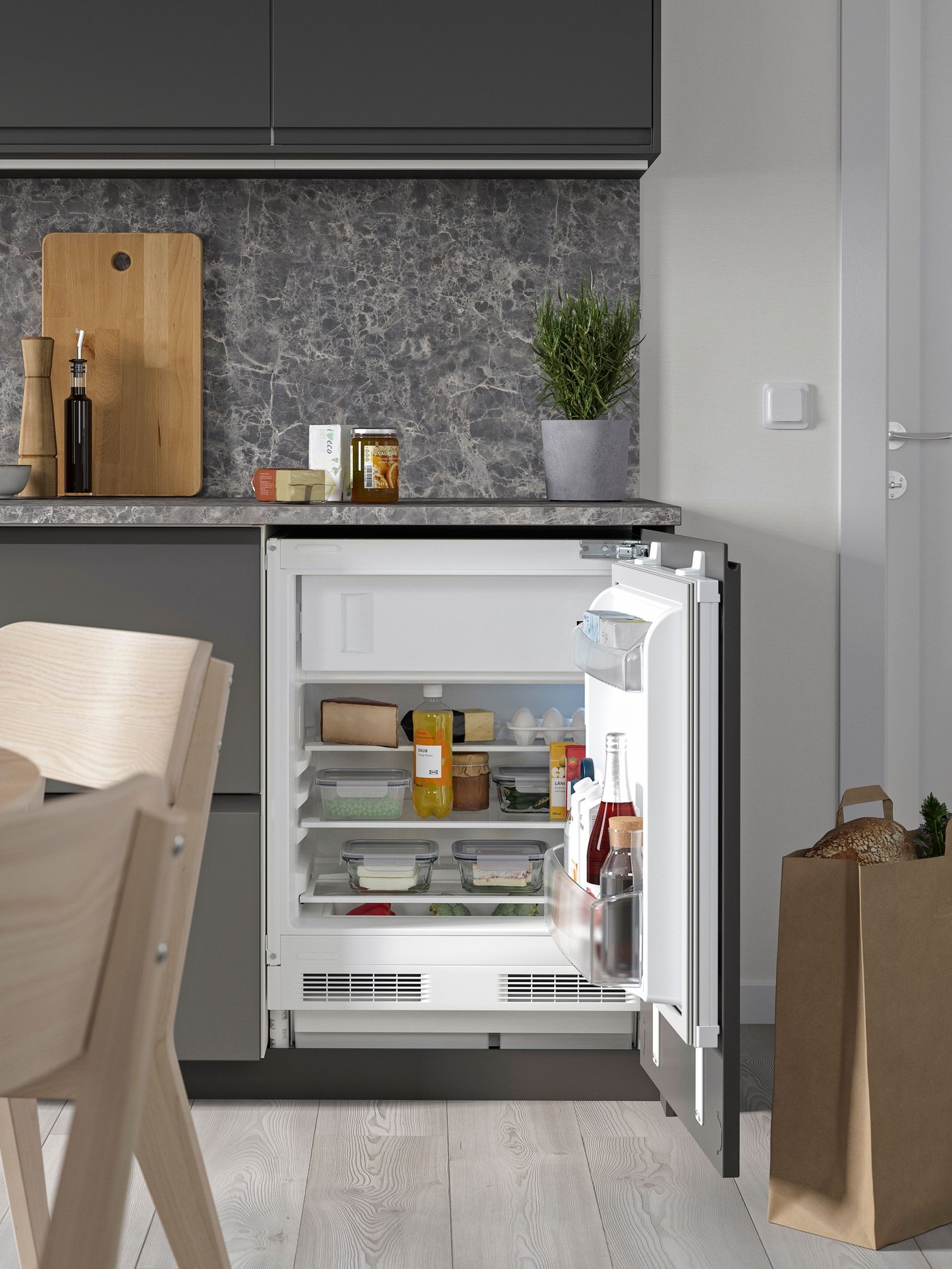 An IKEA 500 integrated TYLLSNÄS under counter fridge w frzr com