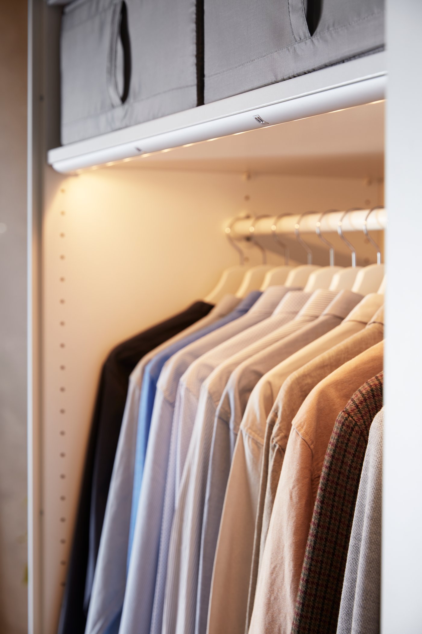 Oświetlenie do szaf PAX