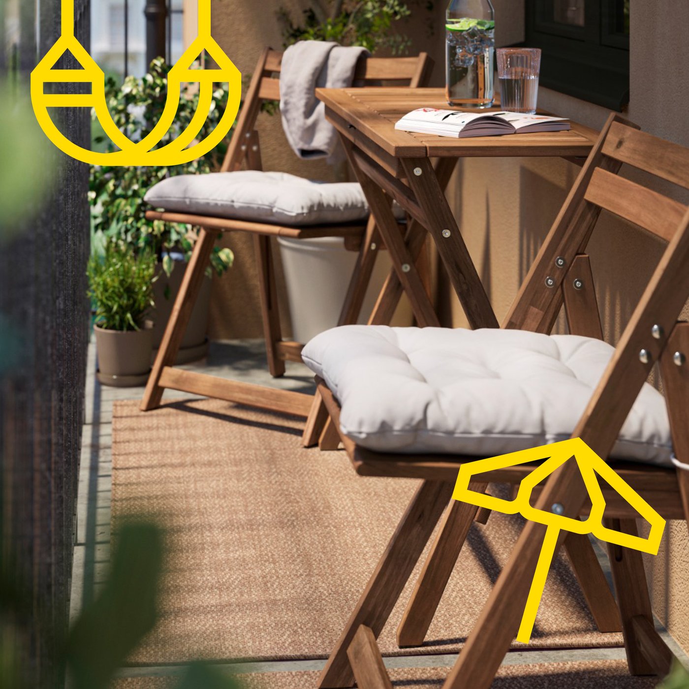 NÄMMARÖ balcony furniture can be seen on a balcony
