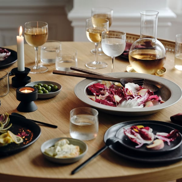 A glass STOCKHOLM 2025 carafe in the dining room