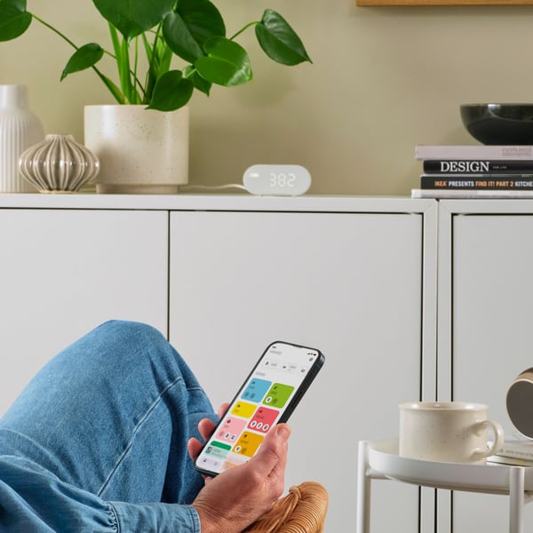 A smart ALPSTUGA air quality sensor