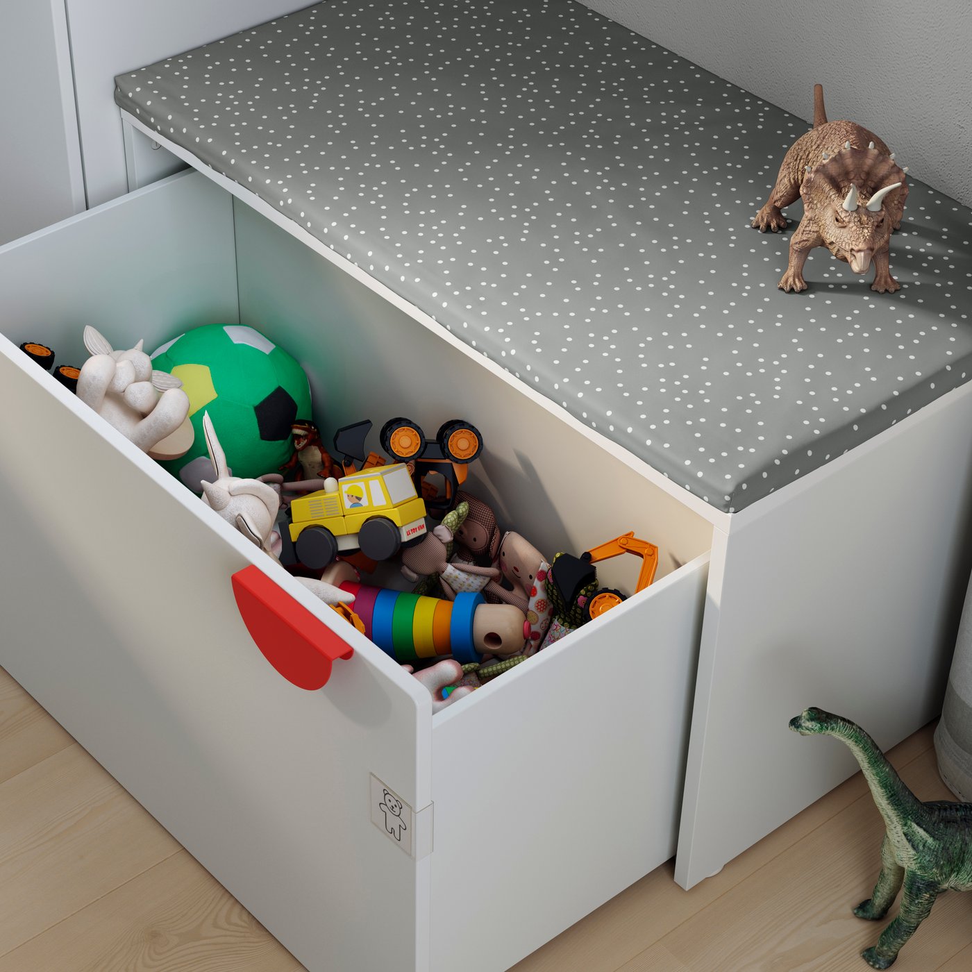 A white/white SMÅSTAD bench with toy storage in the childrens room
