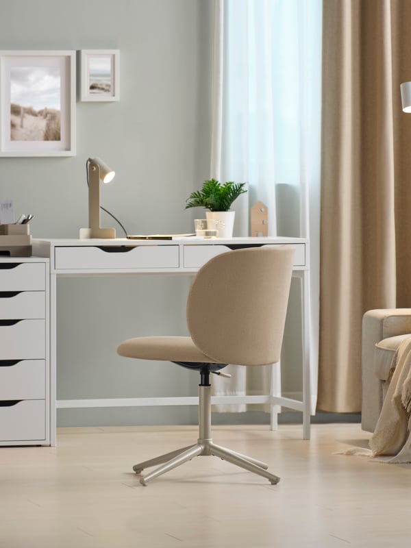A white ALEX desk