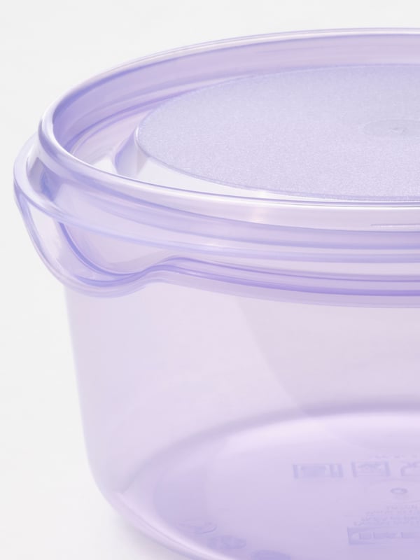 A lilac PRUTA food container with lid
