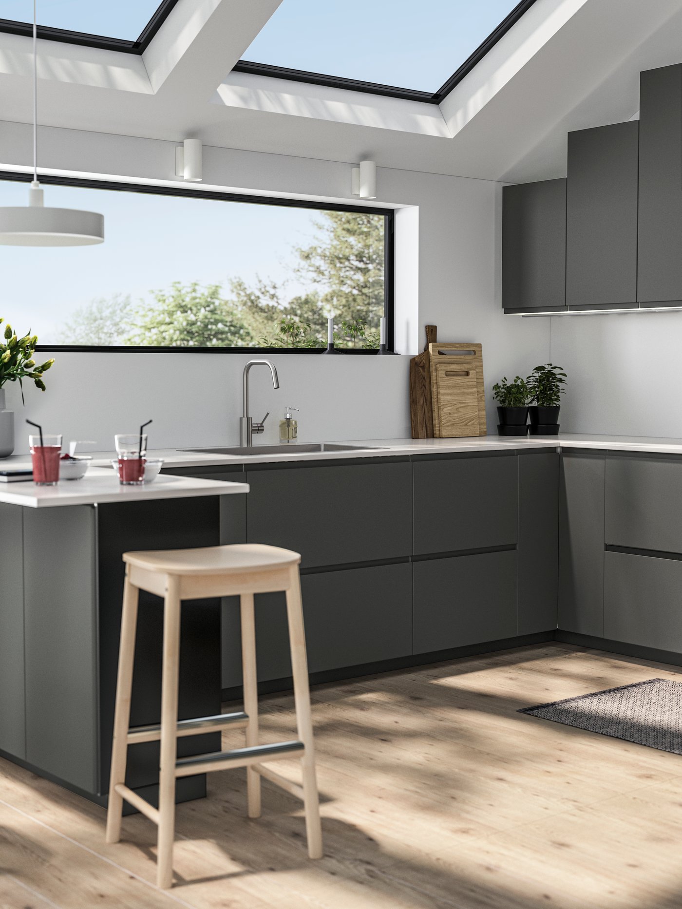 A birch RÖNNINGE bar stool